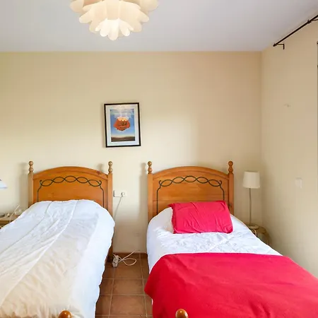 Дом отдыха Cala Moreta 6 *